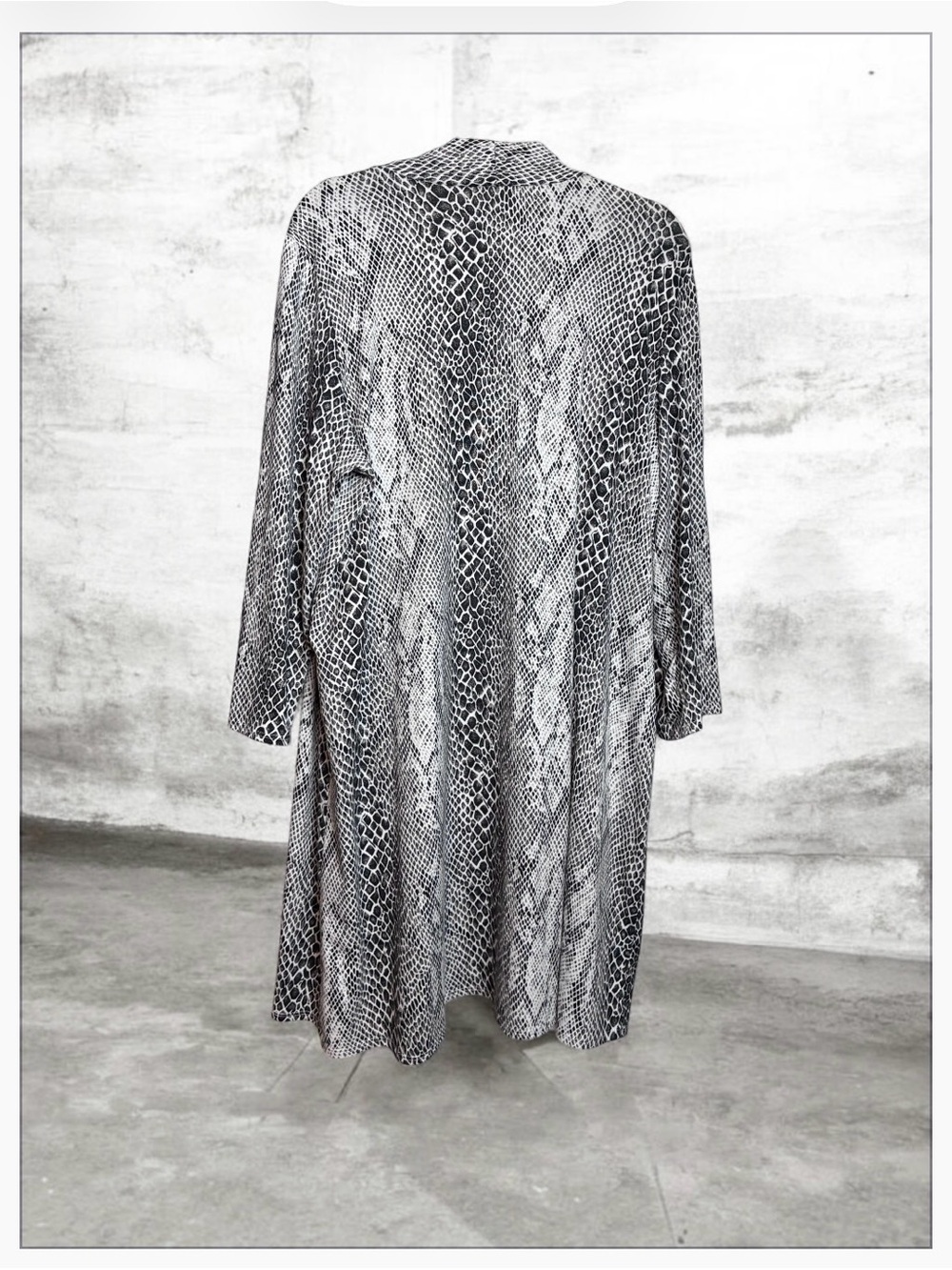 Snake Print Duster Cardigan - Black & White